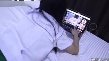 18yo Step Sister Gets Caught Watching Lesbian Porn | barat