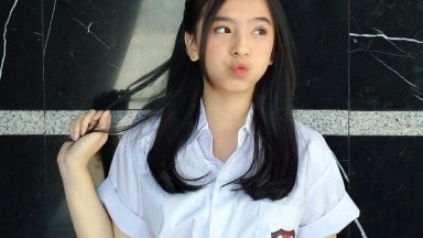ank sma keluar main ke kamar mandi omek