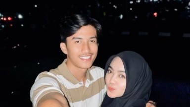ngentod di kamar mandi dengan gaya berdiri