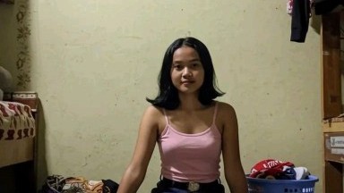 di temenin teman pria di kontrakan
