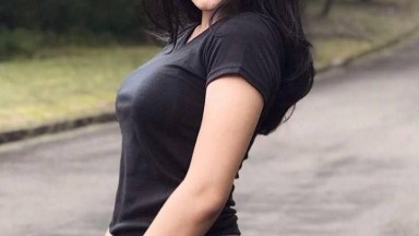 gadis cantik berambut pirang ini di perkosa