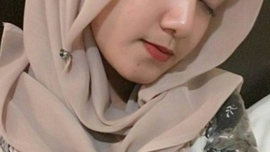 cewek hijab ajak main main di hotel