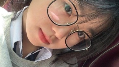 cewek cakep kacamata di genjot genjot