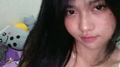 cewek  cakep nenen mantul banget pass lihat kebawah