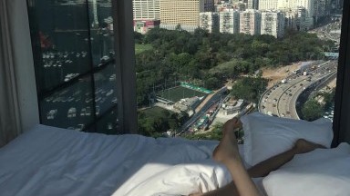 anak gadis china lagi rebahan di gangguin sama pacar nya