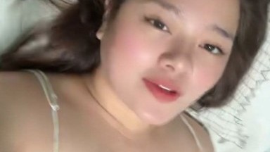 nungguin tante lama banget dia merokok nya