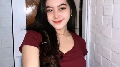 gadis di hotel enak banget ngenjotnya