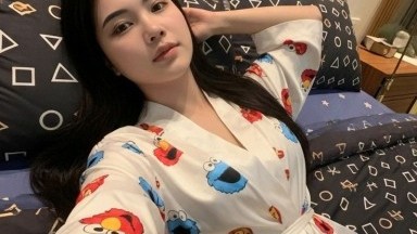 nunuknya bengkok tetap aja maksa untuk masuk kedalam mekinya