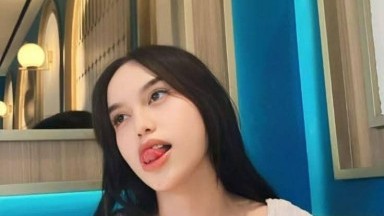 enak banget entod dia dari belakang