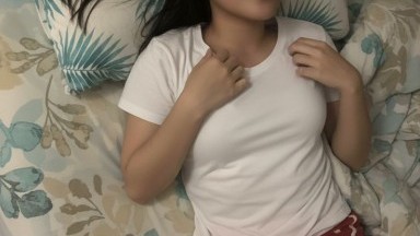 padahal cowok nya lagi tidur tapi di gangguin sama cewek nya