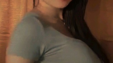 istrinya terkejut tiba tiba suami nya mintak jatah