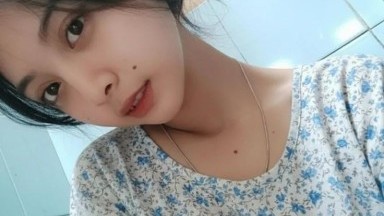 wanita kecik mungil ini mainin meki nya