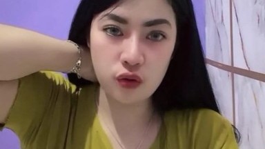 cewek tidur di jilatin meki nya