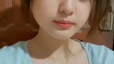 ngentot tanpa melepas sempaknya