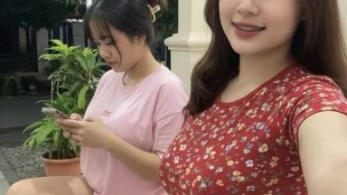 ngewe cewek susu gede di kamar sambil pakek selimut