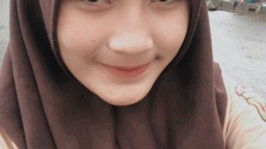 nenen penjual buah besar juga