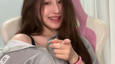 Kamera Memanjakan Penonton