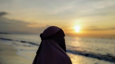 mesum dengan bunda cadar enak banget