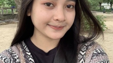 cewek ini siang panas bukak baju nampak nenen nya