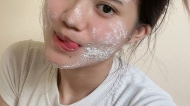 cewek di ajak masuk ke kosan aku sangat gelap banget ruangan nya