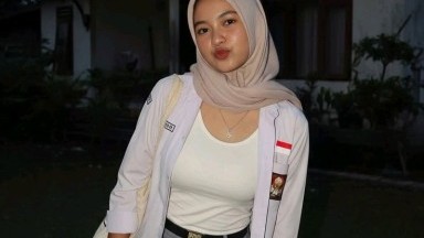 Abang paksa adek sendiri pas ortu gada dirumah