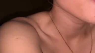 anak sma di bawak ke hotel untuk ngentot pentil nya masih kecil kali