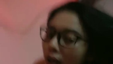 lagi lihat icha live sambil nyepong