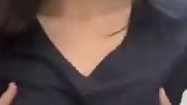 cewek cun banget toket nya gede