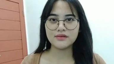 cewek tobrut lagi live enak banget lihat nenen nya