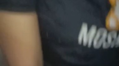 Malem2 ajak adik sendiri nurut banget