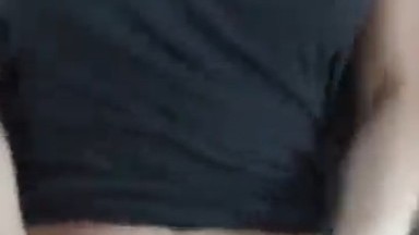 makin di goyang keras makin deras desahan nya