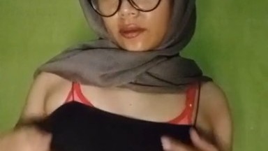 cewek sange pepek tembek dan masih sempit