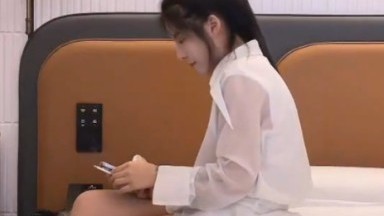 Adikku Baru Saja Lulus Kuliah dan Sekarang Dia Adalah Guru TK dan Punya Pacar