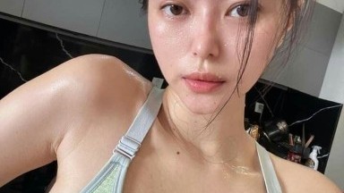 pepek nya begek kali buat nagih