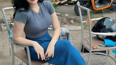 wanita malam ini mintak di kentot di dalam mobiil