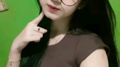 main di luar rumah pas lagi kosong