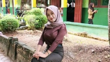Ganasnya Janda Berhijab