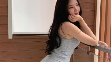 Li Nana bersama pacarnya dalam adegan seks panas