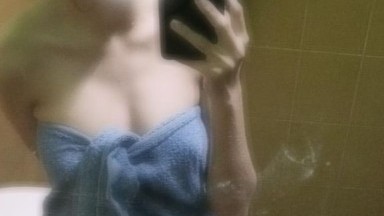 intip janda lagi handuk an