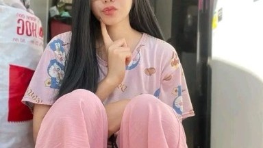 Pelacur Taiwan Xiao Ye Ye dengan payudara besar