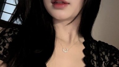 Gadis Cina yang terangsang