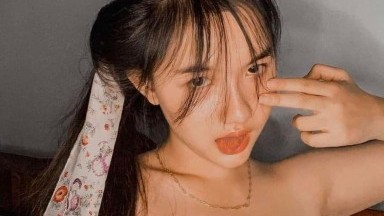 Wanita Terseksi yang Dekat Denganku