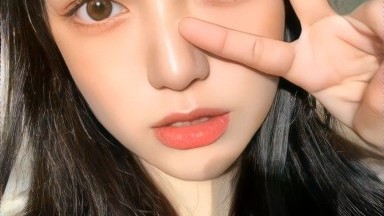 Pada hari pertama saya pindah bersama pacar saya