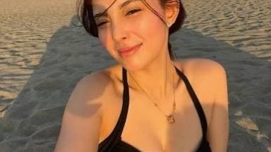 TOLONG KELUARKAN!!! AKU TIDAK TAHAN LAGI