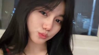 seorang siswi dari Monterrey, pulang sekolah dan dihukum oleh ayah