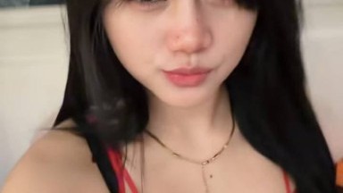 Seks doggy ala rumahan, dia punya pantat yang bagus