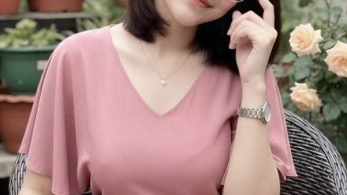 Saudari tiri berbokong besar suka menghisap vagina ketat dan anal dalam video amatir