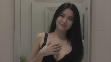 Ibu tiri mengintip seperti Ayah tiri meniduriku