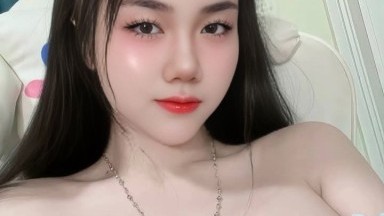 Ayah tiriku diam-diam memperkosa mulutku dalam-dalam