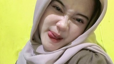 NONTON INI WAJIB CROT cewek indo Super mulus di entot tukang pijat